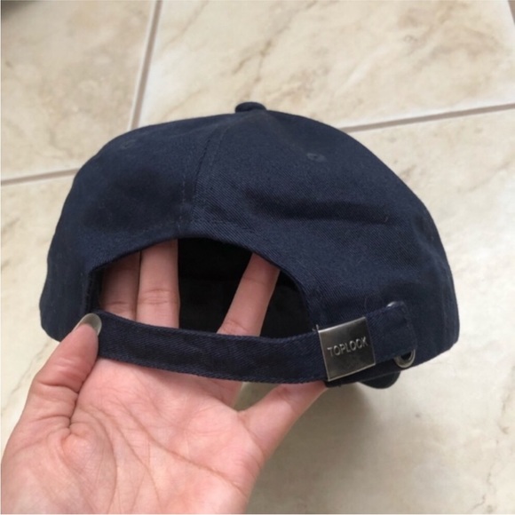 TopLook Iren Cap - Picture 4 of 4